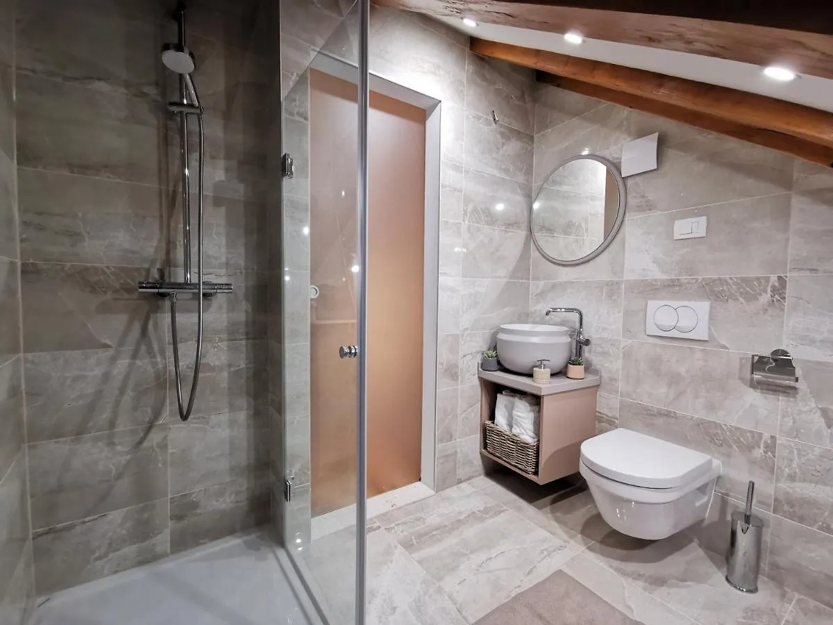 Merla Luxury Rooms Split Guest house