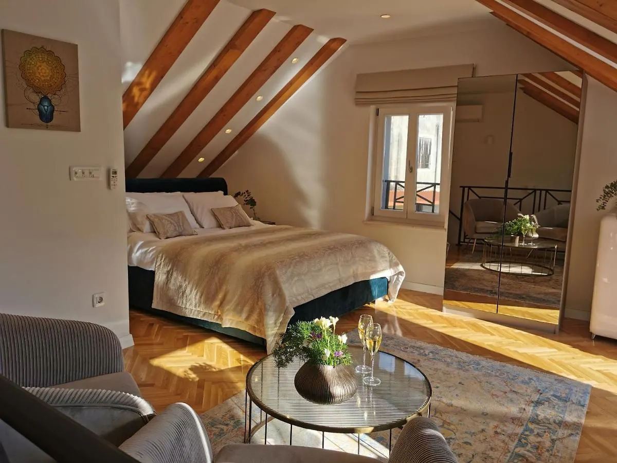 Merla Luxury Rooms Split 4*,